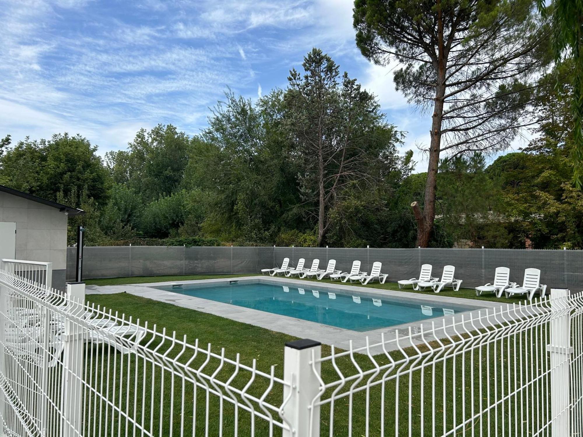 Villa Piluca Pelayos de la Presa Luaran gambar